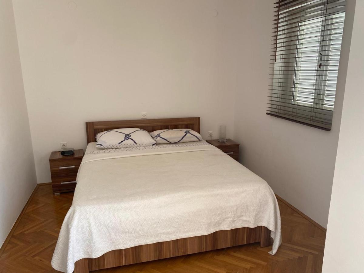 Apartamento Casa Rosa Banjole Exterior foto